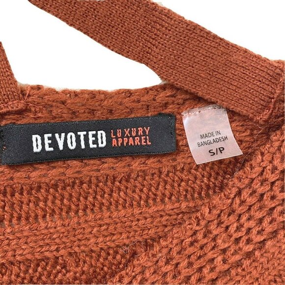 Devoted Luxury Apparel Small L/S V-Neck Sweater - Picture 5 of 6